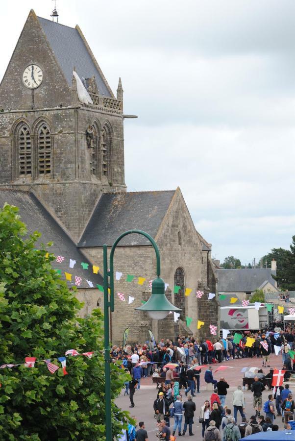 Gite Le Sainte Mere Eglise Exterior photo